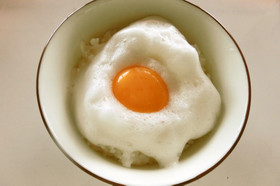 月見淡雪卵かけご飯