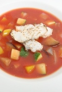 ハモの夏野菜たっぷり冷製トマトスープ