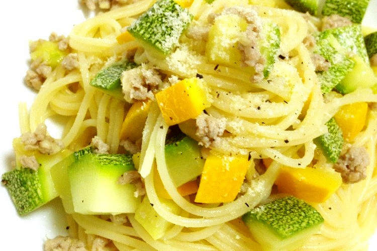 ２色ズッキーニと豚肉の生姜風味パスタ レシピ 作り方 By 三茶ファーム クックパッド