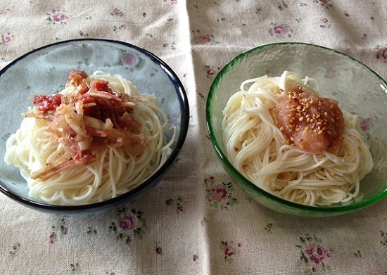 簡単涼麺☆明太子と梅おかかの変り素麺二種の画像