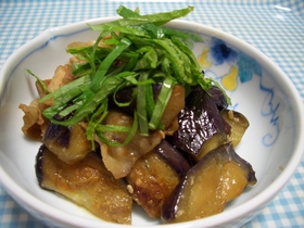 なすと豚バラ肉のみそ炒め