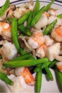 生金針菜(ゆりの蕾)の海鮮炒め