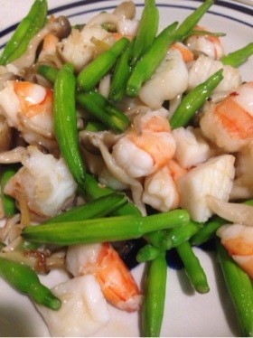 生金針菜(ゆりの蕾)の海鮮炒めの画像