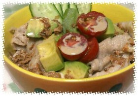 豆腐と豚のアボカド丼