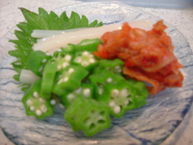 いかオクキムチで簡単小鉢