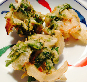 玉ねぎとしらすとしそのかき揚げ