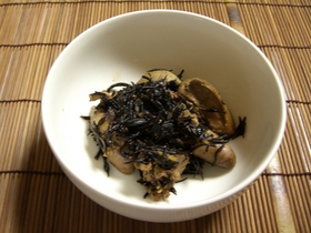 レバーのひじき煮