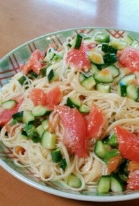 夏野菜とスモークサーモンの冷製パスタ☆ミ