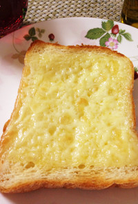 オリーブオイルで簡単絶品チーズトースト
