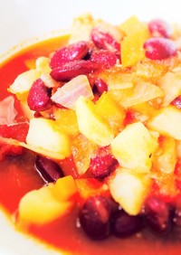 鶏味塩 de 野菜と豆のトマトスープ