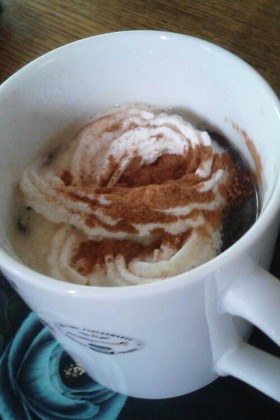 とても簡単!シナモンウィンナーコーヒー