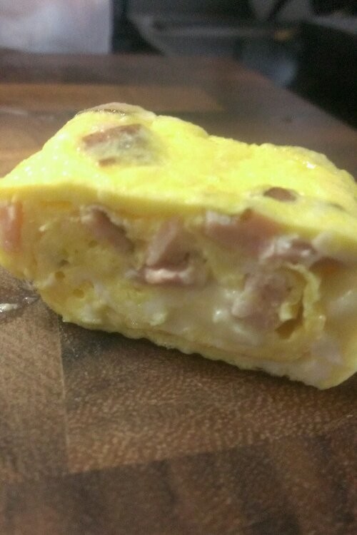 チーズとろとろ！ベーコン卵焼きの画像
