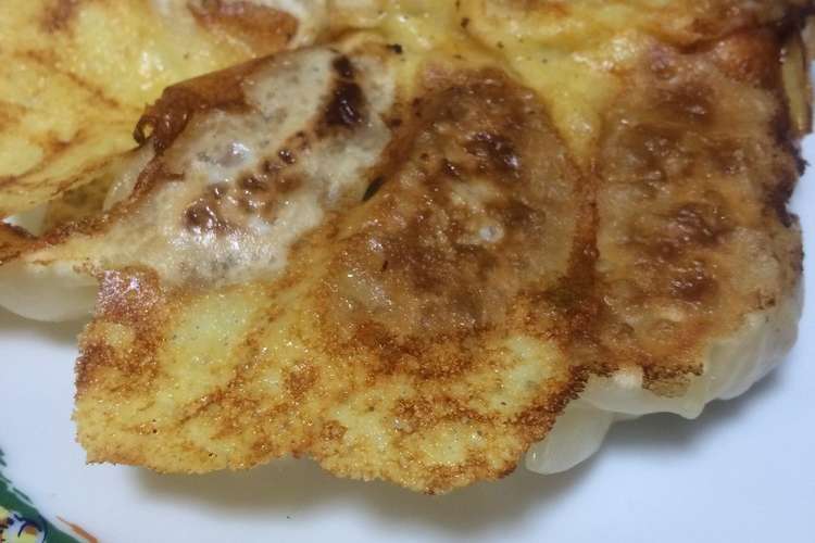 チーズたっぷり餃子パン レシピ 作り方 By ココーちゃん クックパッド 簡単おいしいみんなのレシピが352万品
