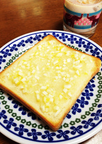 塩麹入り蜂蜜レモンバタートースト