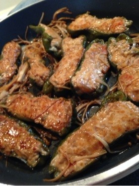 鶏挽肉豆腐紫蘇でヘルシーピーマン肉詰めの画像