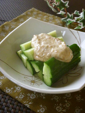 梅マヨわさびのタルタルソースde生野菜