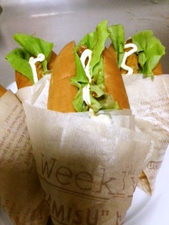 ソースが絶妙!アジのてりやきバーガー