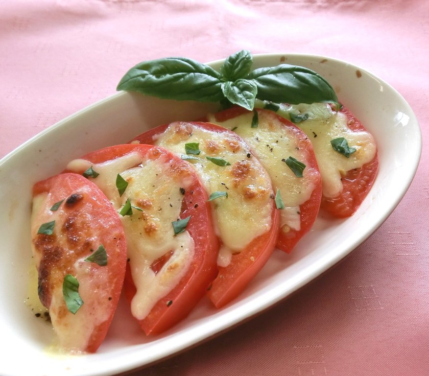 パルメザンチーズのオーブン焼きトマトのレシピ