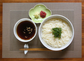 口あたりさっぱり夏のおもてなし梅じそ素麺