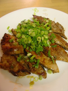 刺身に飽きたら-カツオの香味焼き