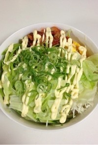 簡単こくうまサラダうどん