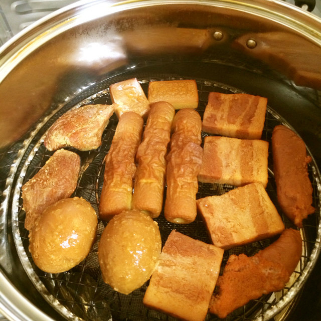 キッチンで26cm鍋を使い燻製を作る レシピ 作り方 By かめちゃん V クックパッド 簡単おいしいみんなのレシピが371万品