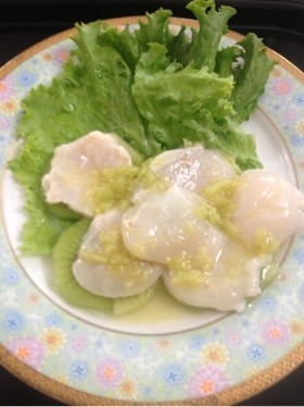 さわやかホタテのキウイソース