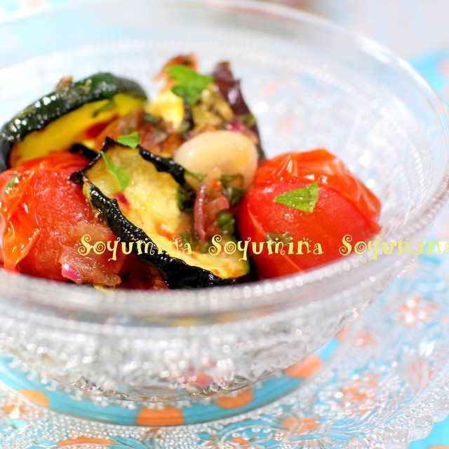 焦がし茄子 トマト ズッキの和風マリネ レシピ 作り方 By Soyumina クックパッド 簡単おいしいみんなのレシピが359万品