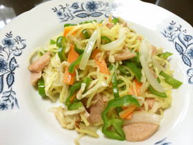 切り干し大根で増量♪塩焼きそば