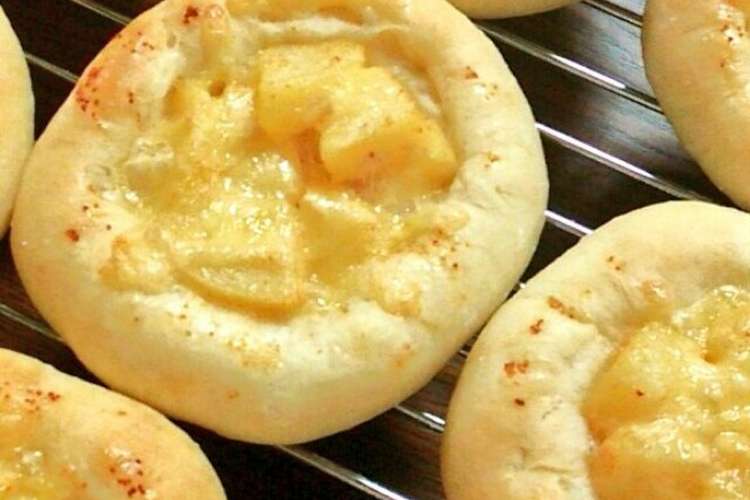 惣菜パン じゃがいも明太チーズパン レシピ 作り方 By りーとぽん クックパッド 簡単おいしいみんなのレシピが357万品