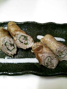 肩ロースの切り落としでしそ巻き