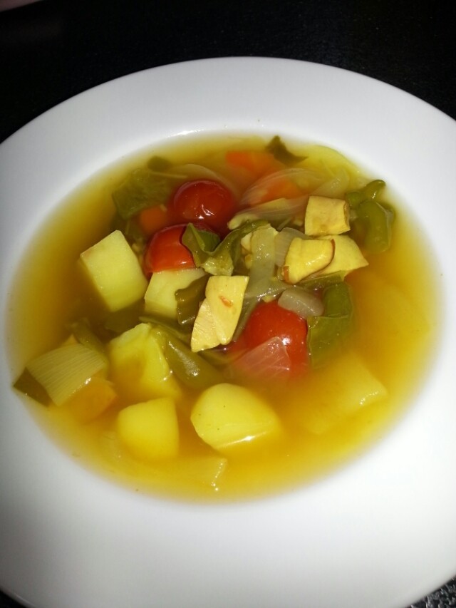 夏野菜のカレースープの画像