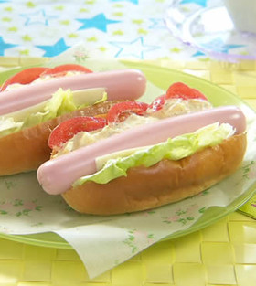 魚肉ソーセージのらっきょうタルタルドッグ