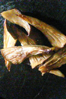 美味!つまみ!黒アワビ茸のバター焼き