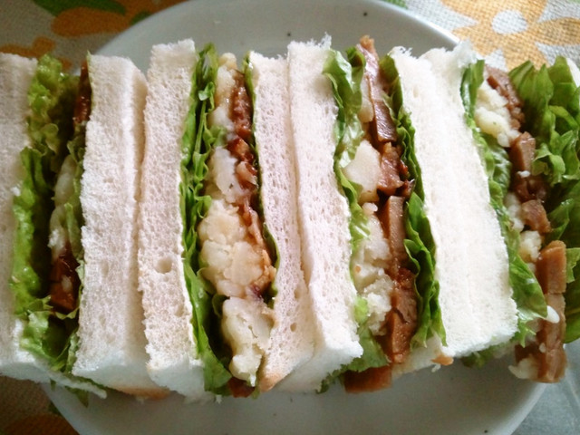 照り焼きチキンとポテトのサンドイッチ レシピ 作り方 By くらり子 クックパッド 簡単おいしいみんなのレシピが360万品