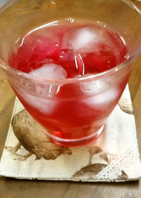 割って飲む濃縮タイプの赤紫蘇ジュース