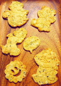 型抜き◆ぬかが香ばしい全粒粉のクッキー