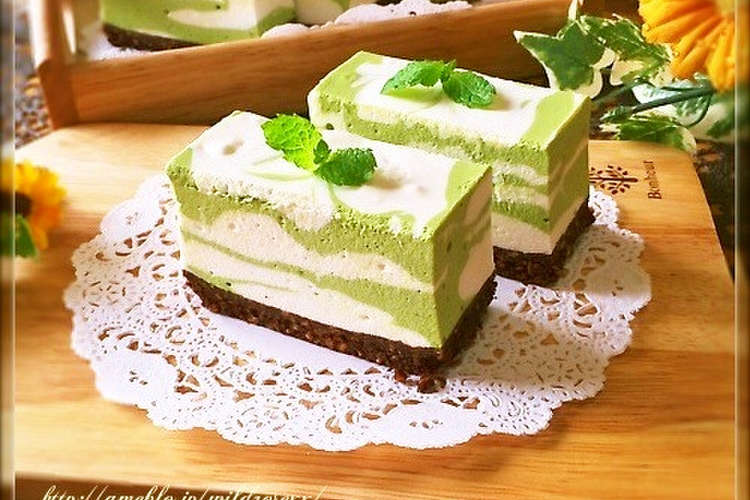 涼しげ波模様 抹茶のレアチーズケーキ レシピ 作り方 By Kaede クックパッド 簡単おいしいみんなのレシピが349万品