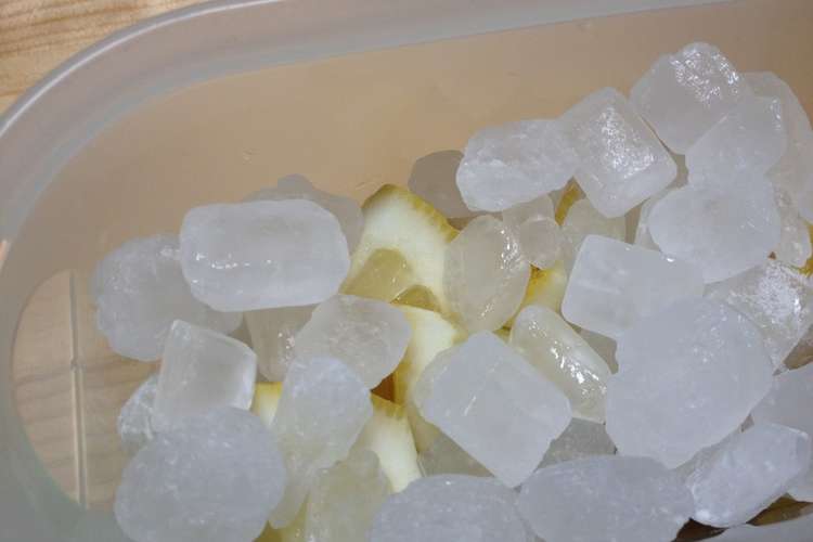 国内レモンの氷砂糖漬け レシピ 作り方 By Natyural クックパッド 簡単おいしいみんなのレシピが358万品