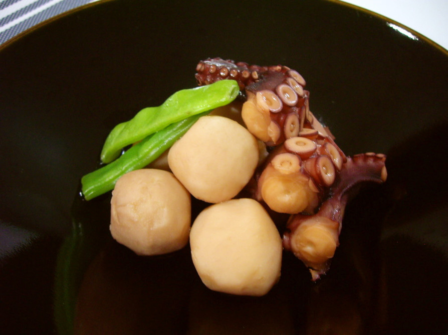 蛸と里芋の煮物の画像