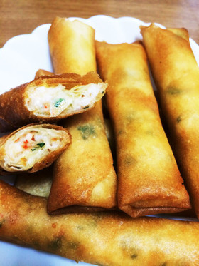 家族争奪簡単エビチーズ春巻き♡餃子にも◎