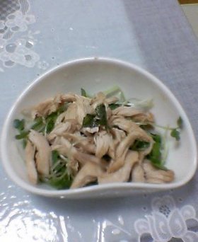 大葉にんにく醤油でささみサラダ