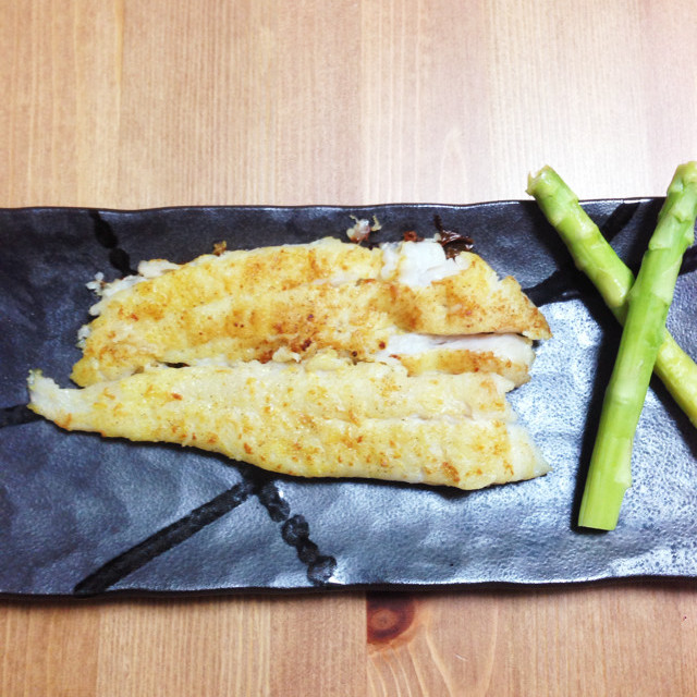 カレー風味のカレイのムニエル レシピ 作り方 By Mai クックパッド 簡単おいしいみんなのレシピが361万品