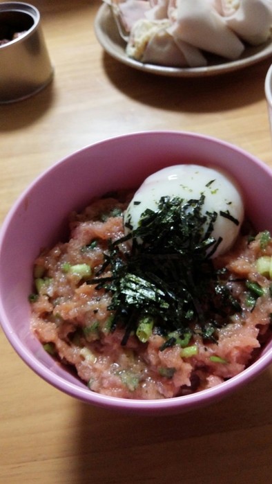 ネギトロと焼き肉のタレで！海鮮ユッケ丼♪の写真