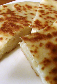 優しいお味のチーズパン☆ハチャプリ風