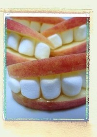 りんごとマシュマロで歯のハロウィンおやつ