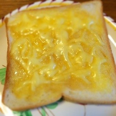 蜂蜜チーズトーストの写真