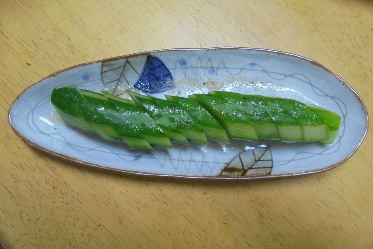 キュウリの一本漬け居酒屋風 レシピ 作り方 By Momoiruka クックパッド 簡単おいしいみんなのレシピが352万品
