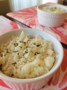 炊飯器で簡単☆レモンバターライス