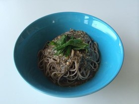 チアシード麦味噌だれ蕎麦